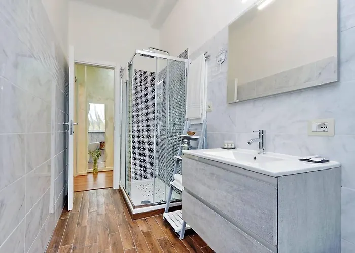 Al Apartment