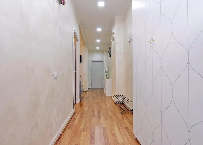 Al Apartment *